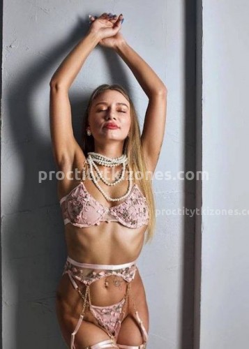 Аня, Г. Владимир